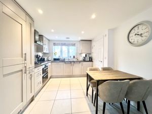 Dining Kitchen- click for photo gallery